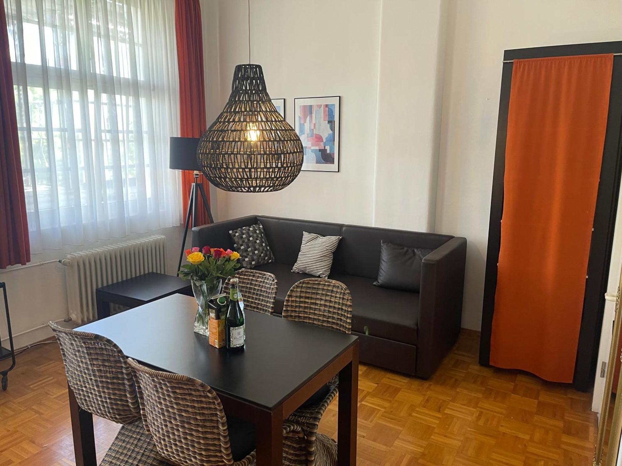 Whliving - Apartments & Studios In Констанц Экстерьер фото